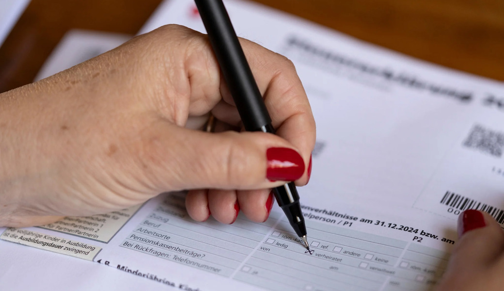 Zwei Steuererklärungen statt nur eine: Ehepaare könnten bald separat besteuert werden.