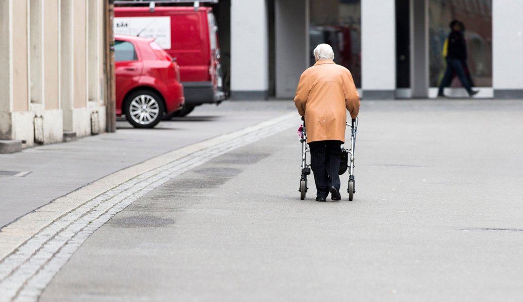 Zwei Frauen mit Demenz verschwinden – beide werden tot gefunden: So reagieren Heime und Polizei im Ernstfall