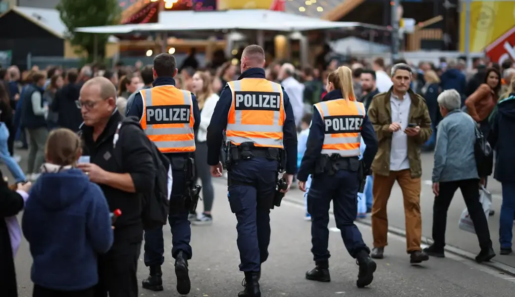 Die Stadtpolizei achtet an Grossanlässen auf die Sicherheit der Bevölkerung. Die Kosten dafür fallen unter die Zentrumslasten. 