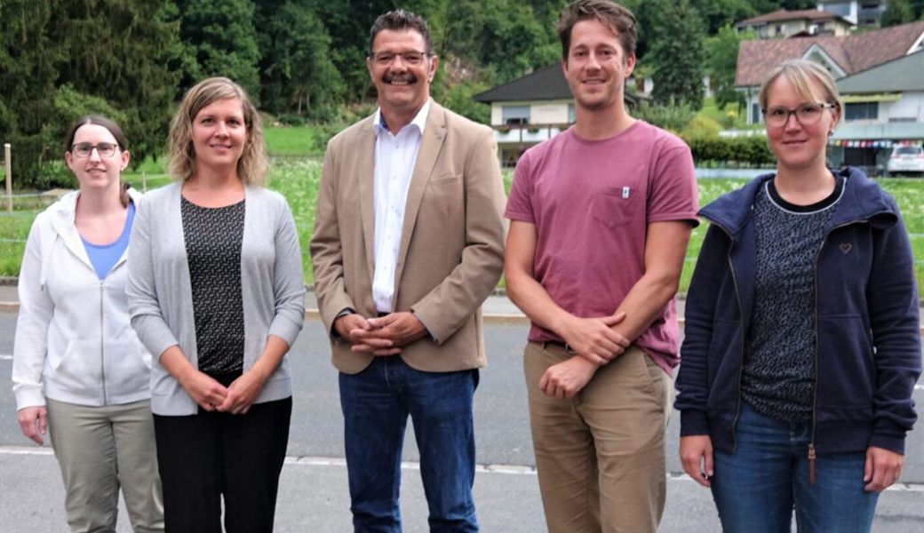  Sie gründeten in Frümsen den Verein Tagesfamilien Werdenberg: Mirjam Rossi, Sibylle Good, Bertrand Hug, Marco Stucki und Stefanie Hagmann (von links). 