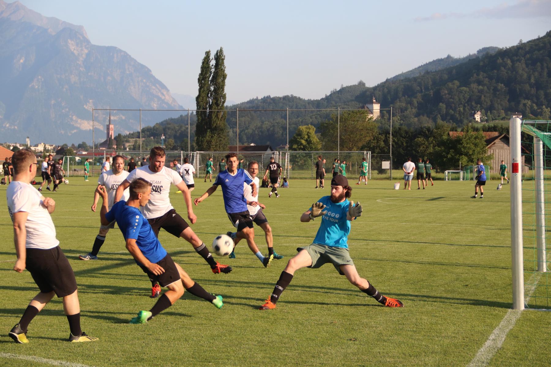 Mehr als 500 Teilnehmende: Grosser Aufmarsch am Grabser Dorfturnier