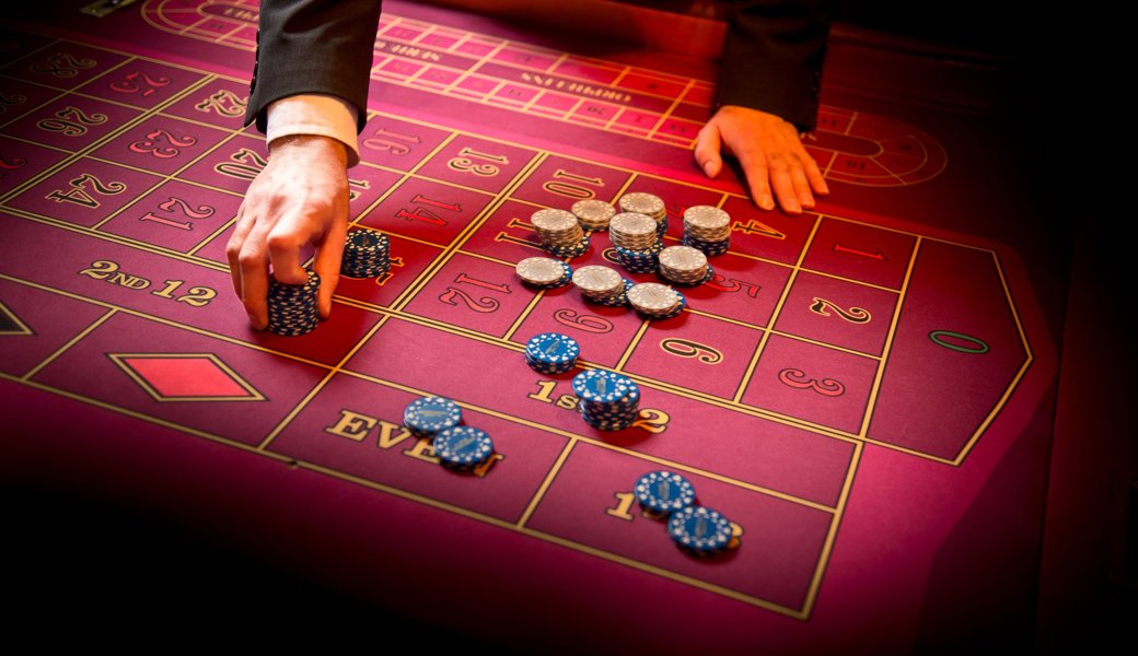 Mit Schreckschuss-Pistole Casino Bregenz überfallen: Spanier muss sich vor Gericht verantworten