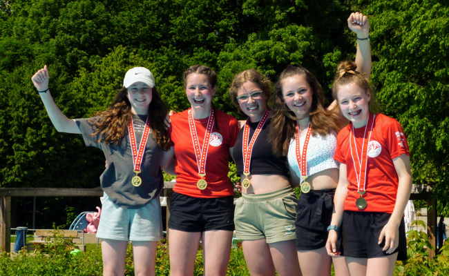 An Schulsporttag geglänzt: Zweimal Gold für Oberstufe Nesslau