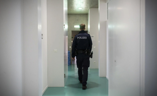 Akute Vertrauenskrise: Zwischen Polizeichefin Reifler und Regierungsrat Hartmann hängt der Haussegen schief