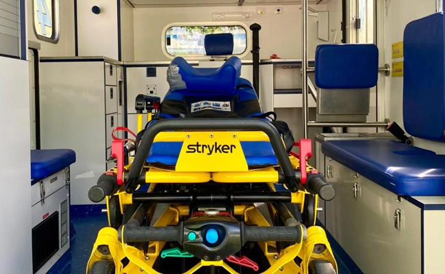 Vierjähriger stürzt aus sieben Metern Höhe vom Balkon und hat Glück im Unglück