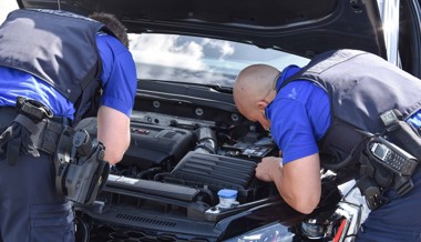 Zu laut, zu stark, zu schmutzig: Drei Lenker nach Fahrzeugkontrollen angezeigt