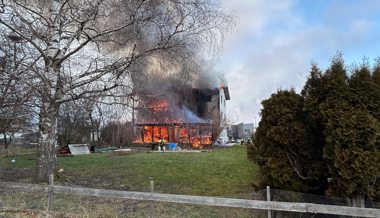 Brand in Mehrfamilienhaus mit Restaurant