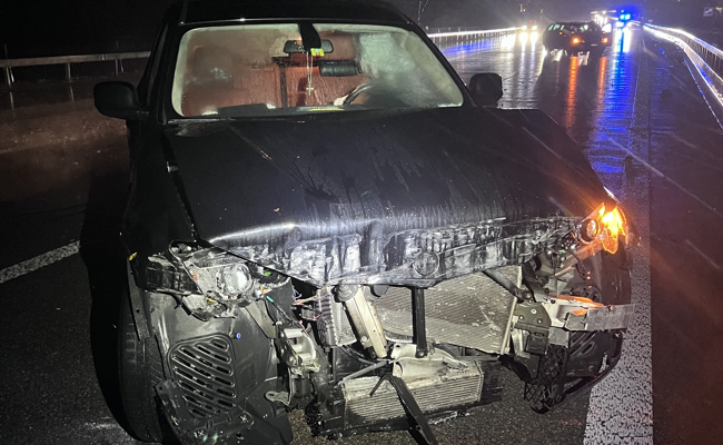 Zwei Unfälle innert weniger Minuten bei Autobahnausfahrt