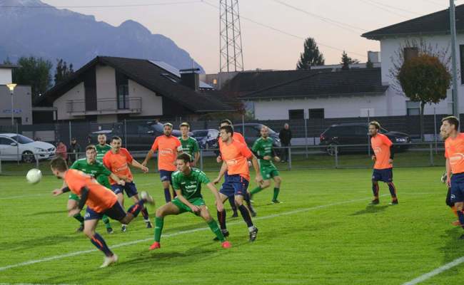 Die Schlussphase im Derby in Haag war spektakulär