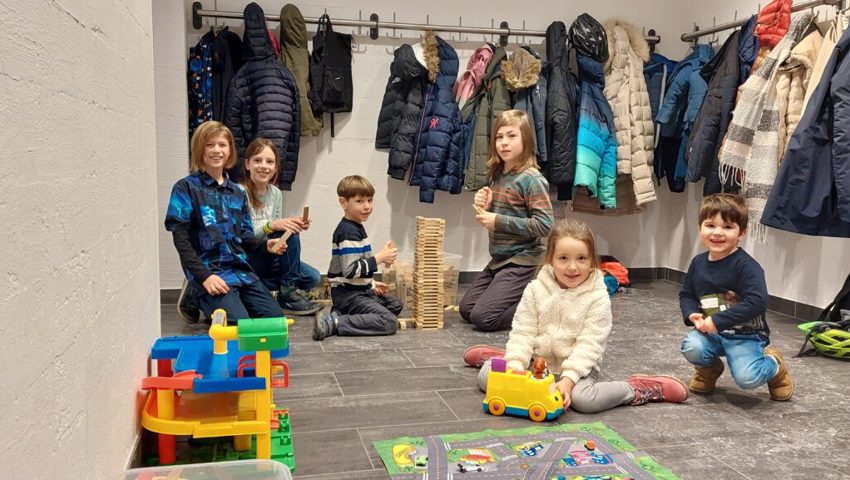 Die Spielecke machte den Kindern grosse Freude. Die Spielecke machte den Kindern grosse Freude.