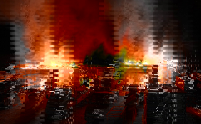 Opfer der Flammen: Ein Magazin wurde bei einem Brand am Ostermontag komplett zerstört