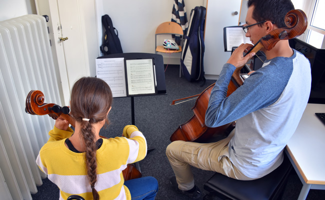 Neue iPads an der Musikschule: Den digitalen Notenkoffer im Gepäck