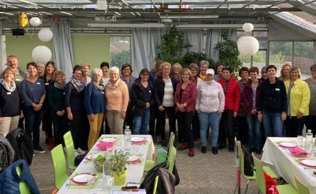 Pro Senectute auf Erkundungstour durch die Welt der natürlichen Heilmittel