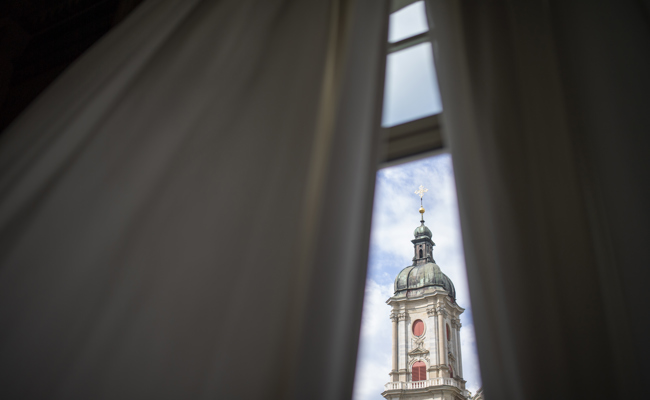 Update: Staatsanwaltschaft stellt Untersuchung gegen Priester ein – Kirche nimmt Verfahren wieder auf