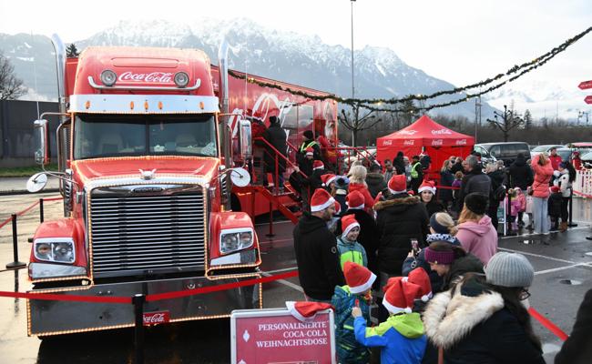 Weihnachtstruck bestaunen und Santa Claus besuchen