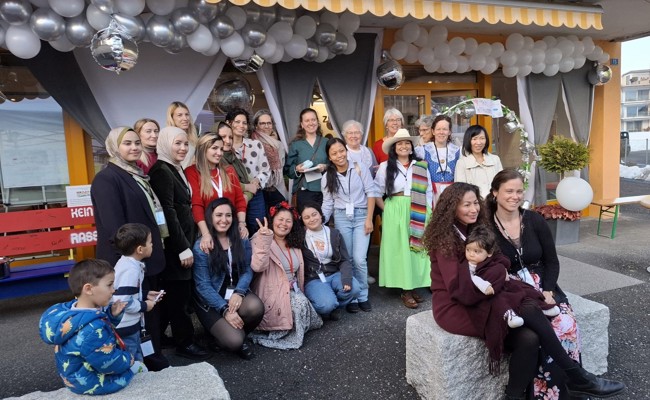 Allerlei Kulturen unter dem Dach des Zitpunktkafi