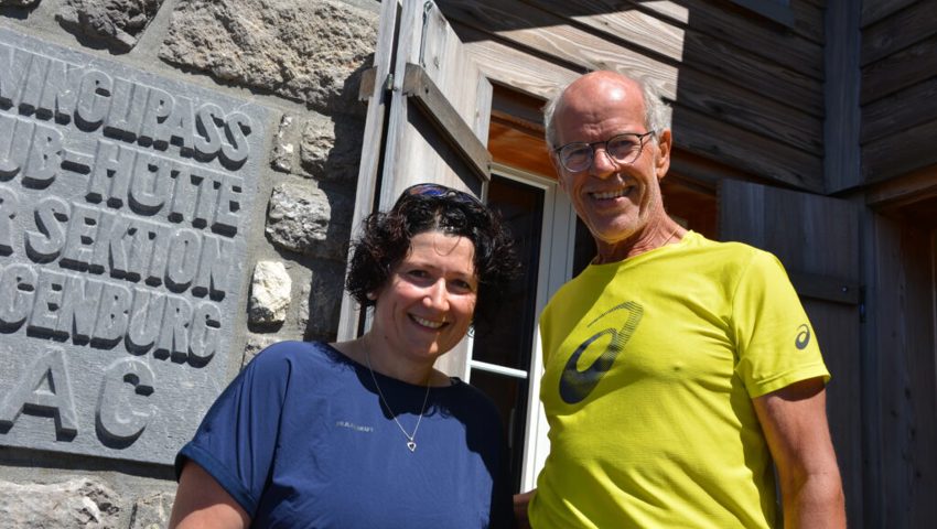 SAC-Präsidentin Melanie Kuratli und Hüttenwart Hans Egli. SAC-Präsidentin Melanie Kuratli und Hüttenwart Hans Egli.
