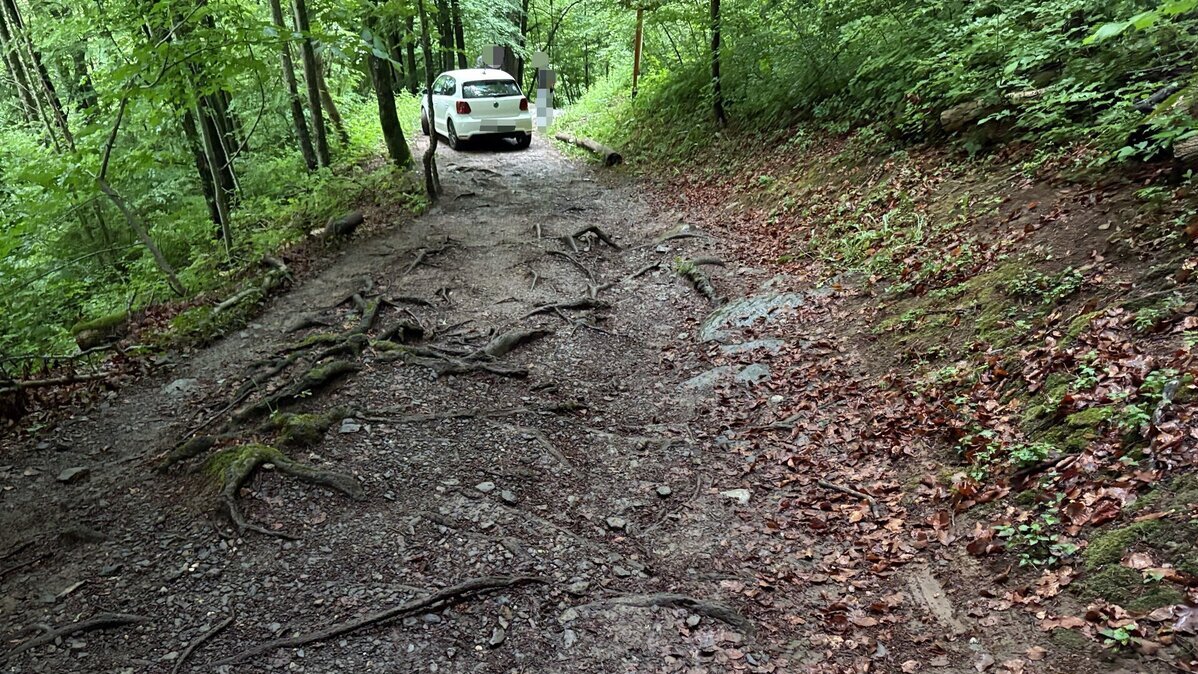 Mann wollte mit Auto nach Quinten – ein Stein stoppte ihn