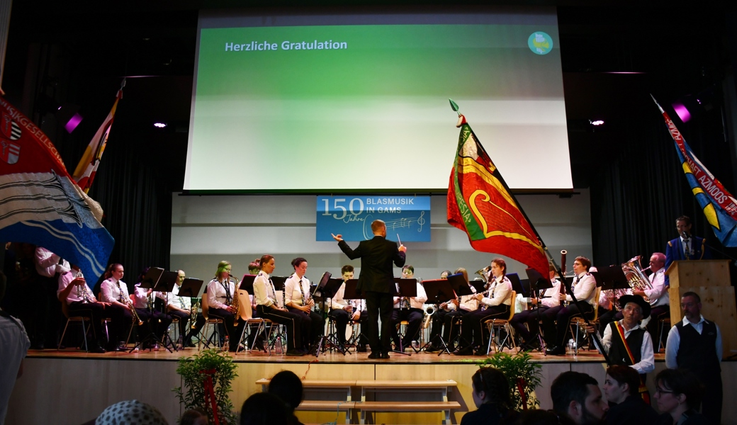 Der Jubilar am Werk: Die Bürgermusik Gams spielte am offiziellen Festakt gross auf, die Wettbewerbe überliess sie den umliegenden Vereinen. 