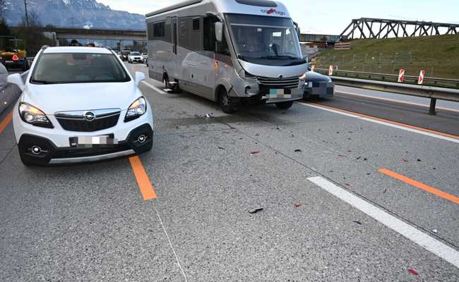 10'000 Franken Schaden bei Unfall im Feierabendverkehr