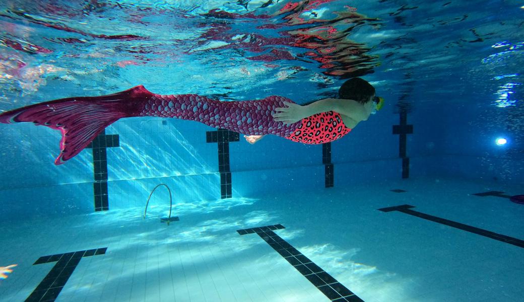 Schweben und Gleiten unter Wasser: Das kann in diesem Sommer in Balzers in einem Kurs erlernt werden.