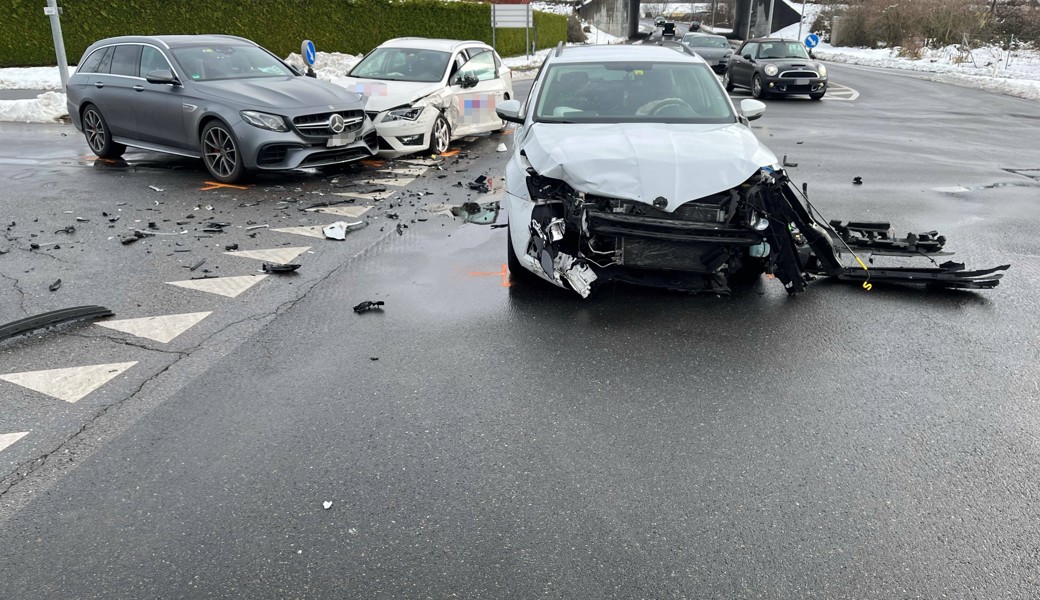 Beim Unfall entstand Sachschaden in Höhe von rund 80'000 Franken.