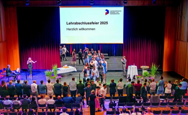 LIHK-Abschulssfeier: «Ihr entscheidet den nächsten Kurs»