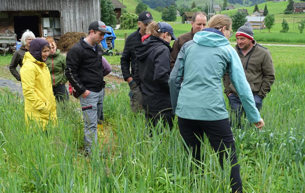K1600 Csu Besucher Hoeren Gespannt