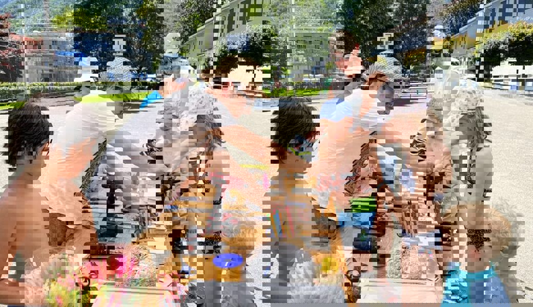  Spiel und Spass für Gross und Klein. 