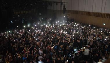 Megawatt geht 2027 in grössere Hallen