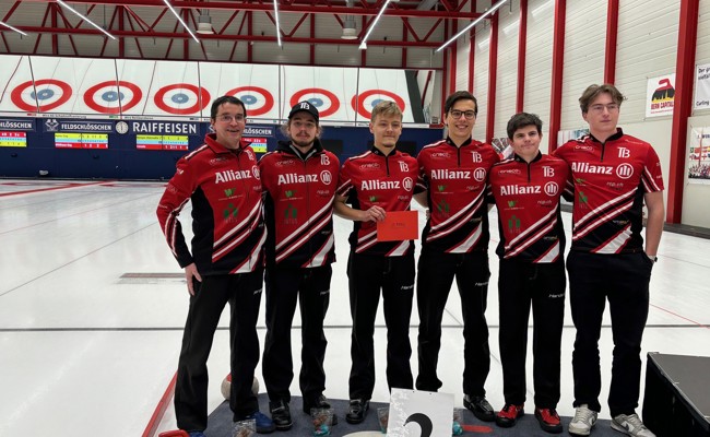 Nachwuchscurler auf zweitem Rang im Schweizer Cup