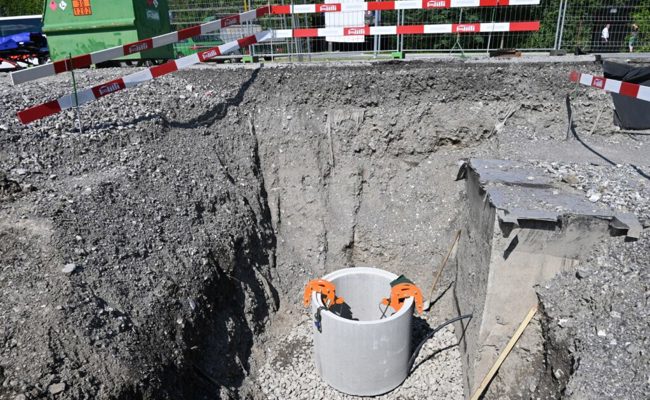 Arbeiter stürzte in Schaan in eine Grube und zog sich unbestimmte Verletzungen zu