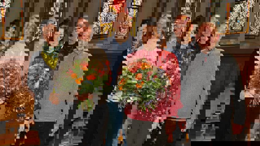  20. März: Der Vizepräsident der Evangelischen Kirchgemeinde Sevelen, Yves Müller (3. von links), übernimmt interimistisch das Präsidium, da sich niemand in dieses Amt wählen liess. 