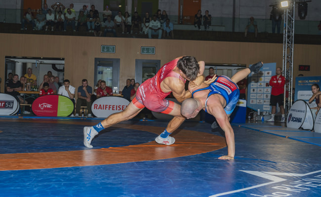 Starke Einsiedler zu Gast beim Ringerclub Oberriet-Grabs