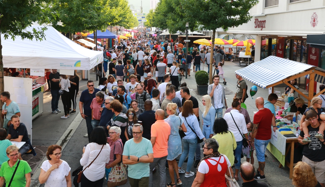 Heute Abend startet das Buchserfest, das grösste Strassenfest der Region Heute Abend startet das Buchserfest, das grösste Strassenfest der Region