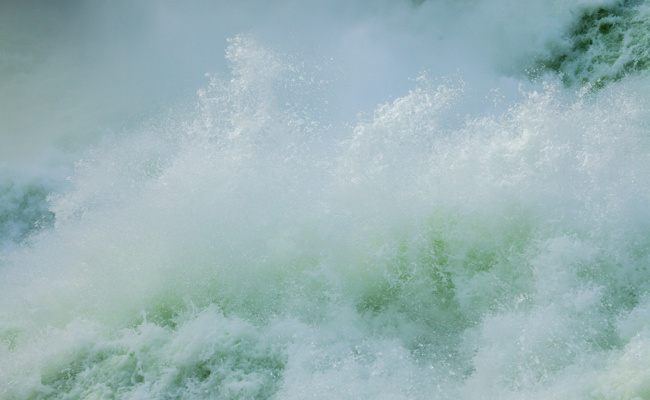 Wasserfall hinuntergesprungen: Drei Todesopfer nach Unfall
