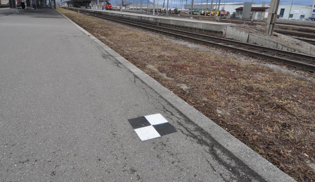 Seit einigen Wochen auf den Perrons in Buchs zu sehen: eine Markierung für Drohnen.