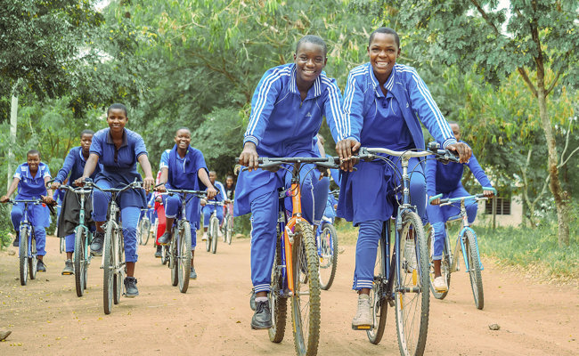 Velafrica sammelt ausgediente Velos für Mobilität in Afrika
