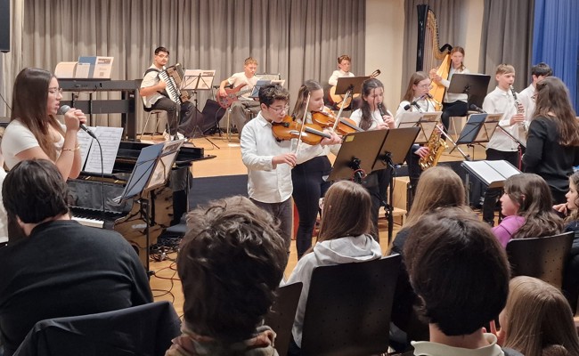 Junge Musiktalente begeistern Publikum