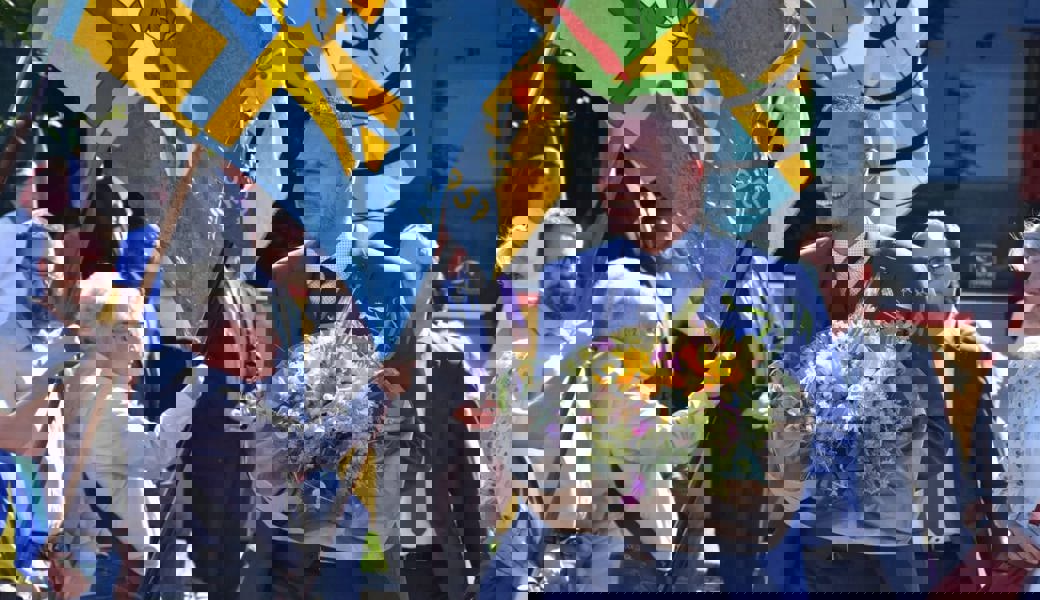  Ehre, wem Ehre gebührt: Jens Jäger, neuer St. Galler Kantonsratspräsident, wird in seiner Heimatgemeinde empfangen. 