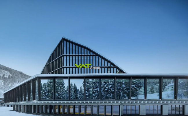 Eisstadion des HCD heisst neu VAT Arena