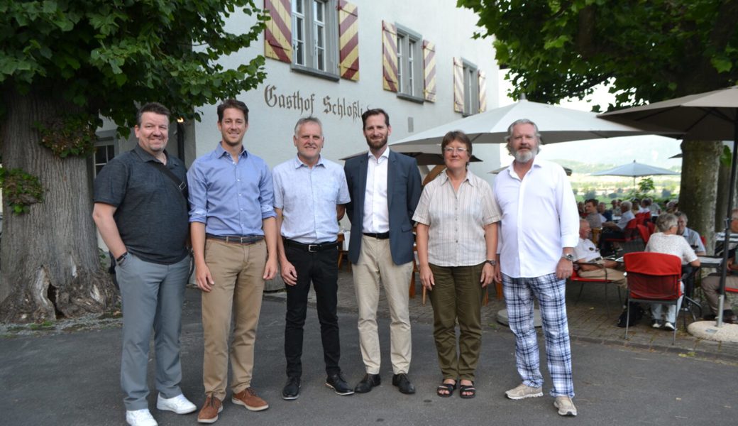  Verantwortlich für die Schlössli Sax AG sind Carsten Zeiske, Diepoldsau, Marco Stucki, Sax, Christoph Tinner, Sax (neu), Andreas Schwarz, Präsident, Küngolt Bietenhard, Vizepräsidentin, und Markus Krüger, Frümsen (von links). Es fehlt Yves Crippa.