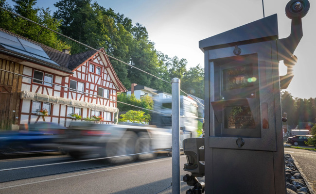 «Wir könnten deutlich mehr Bussgelder einnehmen»: Radareinsatz mit der Kantonspolizei und Antworten rund ums Blitzen