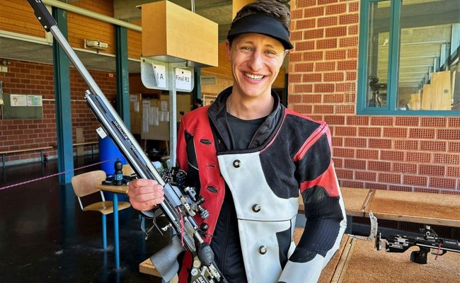 Christoph Dürr: 1000 Schuss pro Woche für Paris