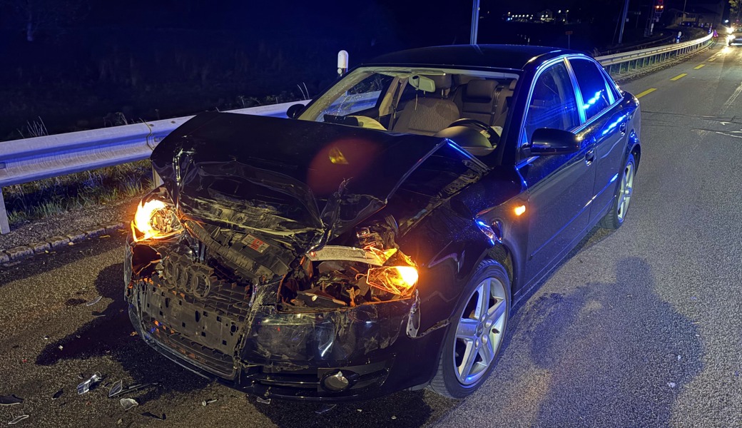 Zwei Männer wurden beim Unfall verletzt.