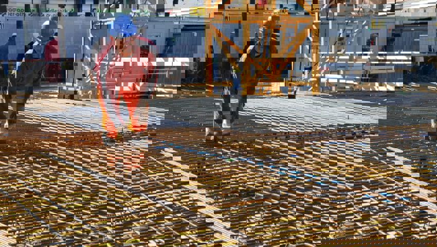  Der Arbeitsmarkt in der Region Werdenberg war 2022 robust und die Arbeitslosenquote tief. In einigen Branchen herrschte gar Fachkräfte- und Arbeitskräftemangel.