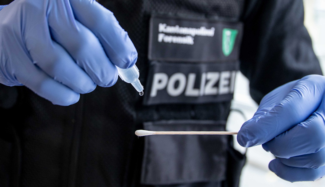 Geschnappt: Für Keller-Einbrecherin klicken in Buchs die Handschellen