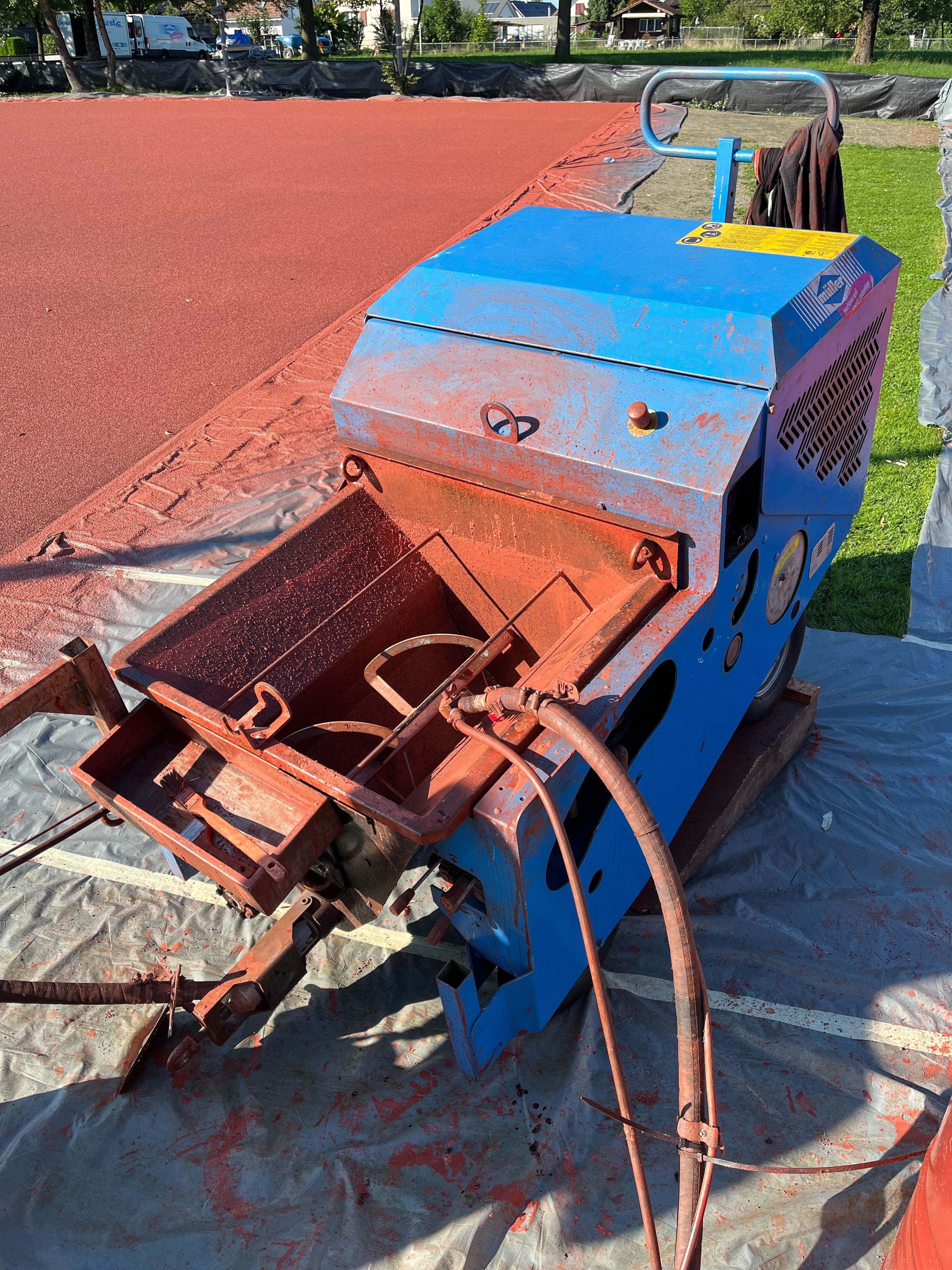 Der Arm des Mannes wurde eingeklemmt.