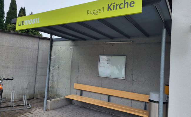 Einschleichdiebstahl und Sachbeschädigung