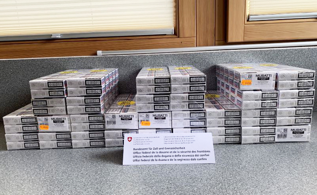 Schmuggel per Wohnmobil: 30 Stangen Zigaretten kamen zum Vorschein